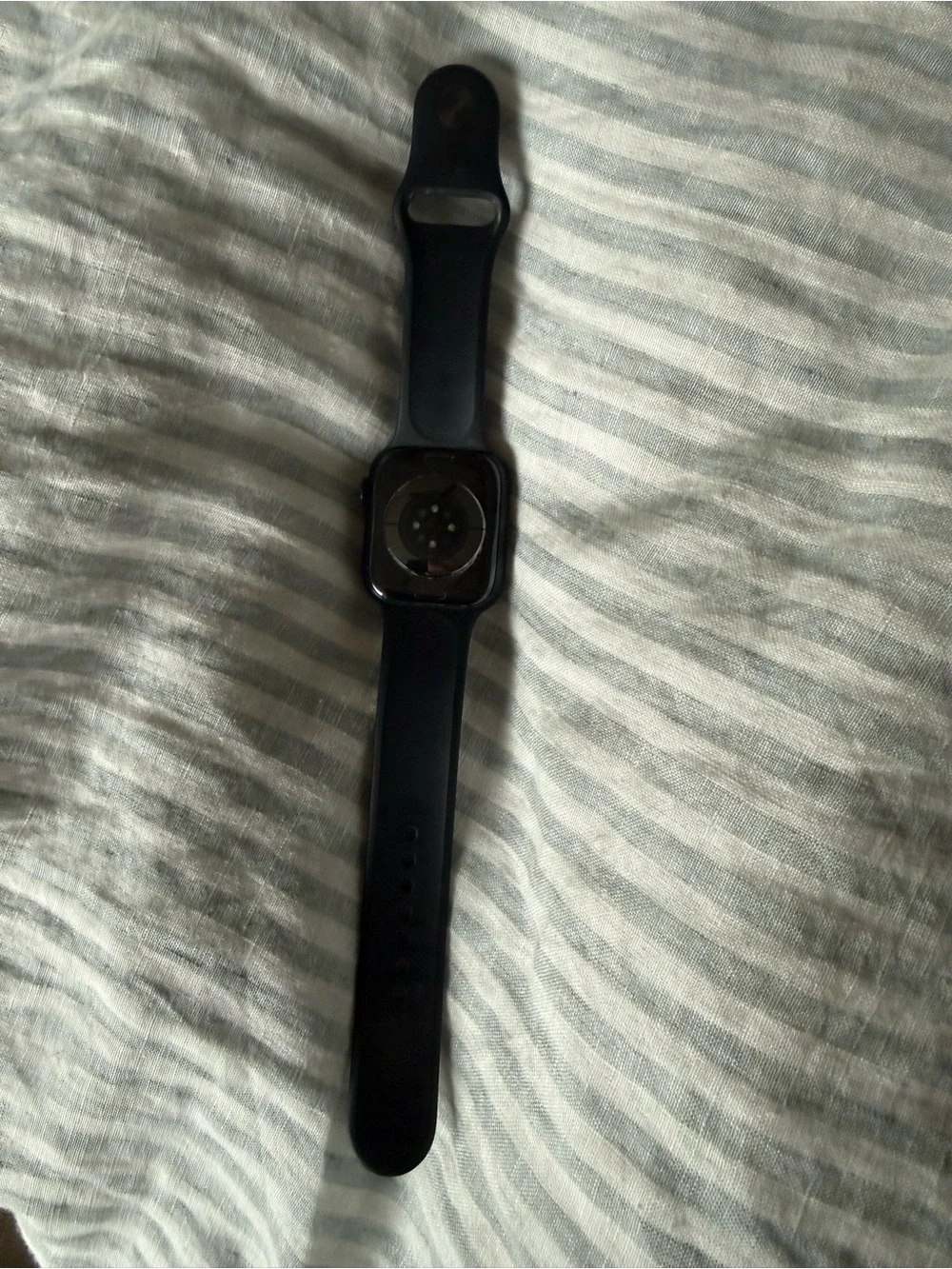 Apple sleek black